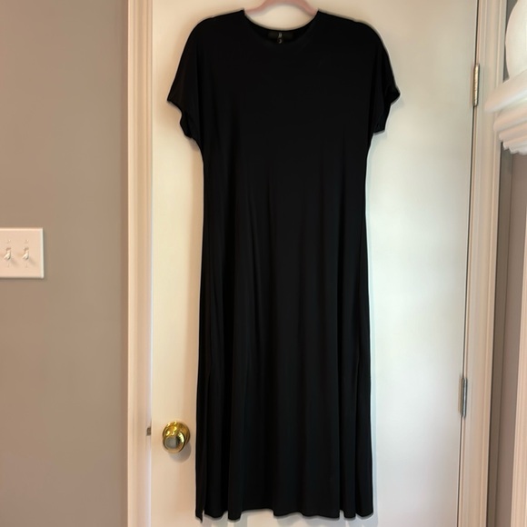 BANANA REPUBLIC BLACK DRESS - Picture 1 of 2